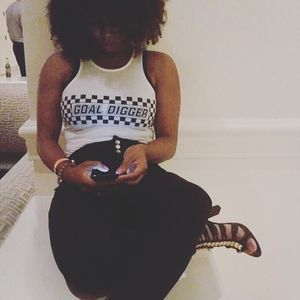 Meet your Posher, Monica